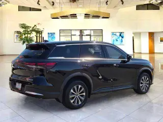 INFINITI QX60 2026 AWD Pure 4 puertas SUV
