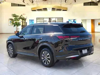 INFINITI QX60 2026 AWD Pure 4 puertas SUV