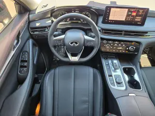 INFINITI QX60 2026 AWD Pure 4 puertas SUV