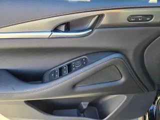 INFINITI QX60 2026 AWD Pure 4 puertas SUV