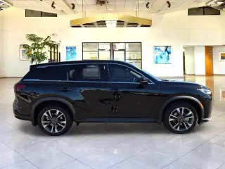 INFINITI QX60 2026 AWD Pure 4 puertas SUV