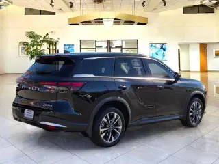 INFINITI QX60 2026 AWD Pure 4 puertas SUV