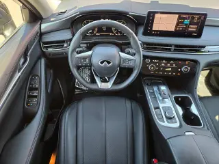 INFINITI QX60 2026 AWD Pure 4 puertas SUV