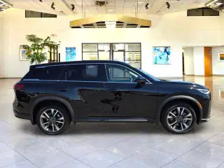 INFINITI QX60 2026 AWD Pure 4 puertas SUV