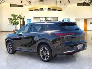 INFINITI QX60 2026 AWD Pure 4 puertas SUV