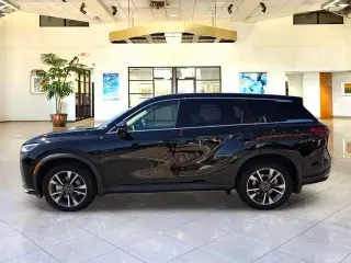 INFINITI QX60 2026 AWD Pure 4 puertas SUV