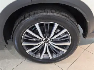 INFINITI QX60 2023 AWD Sensory 4 puertas SUV