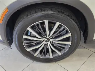 INFINITI QX60 2023 AWD Sensory 4 puertas SUV