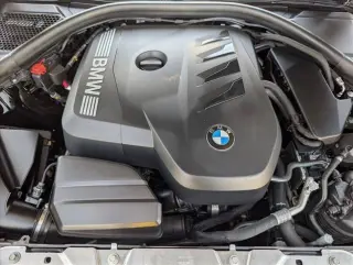 Serie 3 BMW 2025 330i Sedan 4 puertas