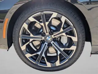 Serie 3 BMW 2025 330i Sedan 4 puertas