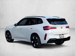BMW X3 2025 AWD 30 xDrive 4 puertas Vehículo de Actividad Deportiva