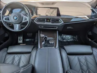 Vehículo de Actividad Deportiva BMW X5 2023 AWD xDrive40i 4 puertas