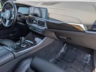 Vehículo de Actividad Deportiva BMW X5 2023 AWD xDrive40i 4 puertas