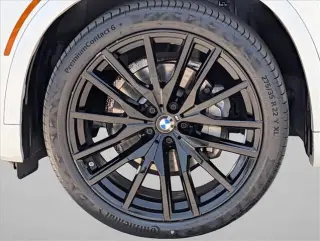 Vehículo de Actividad Deportiva BMW X5 2023 AWD xDrive40i 4 puertas