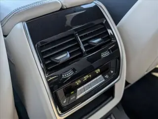 BMW X7 2021 AWD xDrive40i 4 puertas Vehículo de Actividad Deportiva