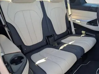 BMW X7 2021 AWD xDrive40i 4 puertas Vehículo de Actividad Deportiva