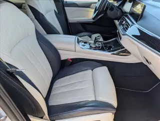 BMW X7 2021 AWD xDrive40i 4 puertas Vehículo de Actividad Deportiva