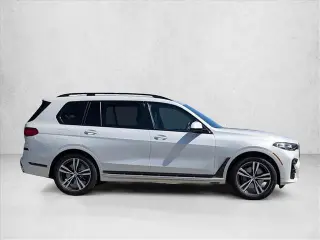 BMW X7 2021 AWD xDrive40i 4 puertas Vehículo de Actividad Deportiva