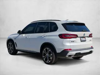 BMW X5 2023 AWD xDrive45e 4 puertas Vehículo Deportivo de Actividad