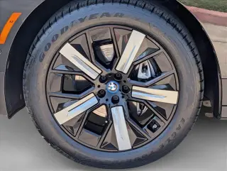 BMW iX 2023 AWD xDrive50 4 puertas Vehículo Deportivo de Actividad