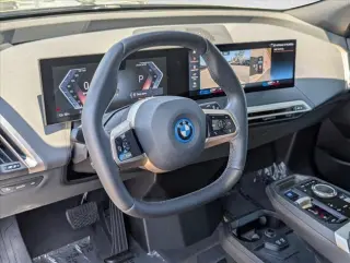 BMW iX 2023 AWD xDrive50 4 puertas Vehículo Deportivo de Actividad