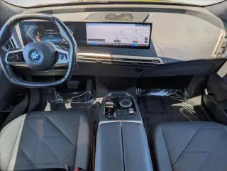 BMW iX 2024 AWD xDrive50 4 puertas Vehículo Deportivo de Actividad