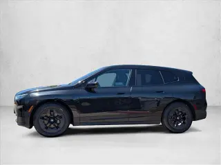 BMW iX 2024 AWD xDrive50 4 puertas Vehículo Deportivo de Actividad