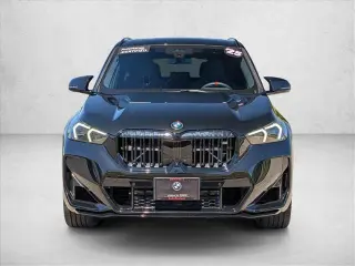 BMW X1 2025 AWD M35i 4 puertas Vehículo de Actividad Deportiva