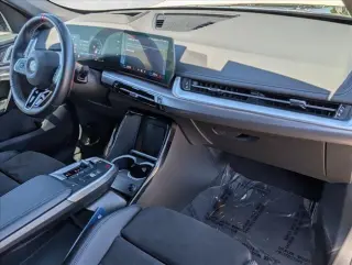 BMW X1 2025 AWD M35i 4 puertas Vehículo de Actividad Deportiva