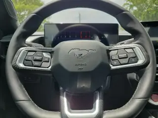 Ford Mustang 2025 GT 2 puertas Fastback