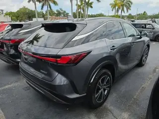 Lexus RX 350 2023 Premium 4 puertas SUV