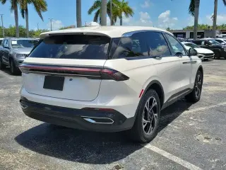 Lincoln Nautilus 2024 AWD Premiere 4 puertas SUV