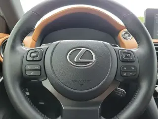 Lexus IS 350 2025 F SPORT Diseño 4 puertas Sedan