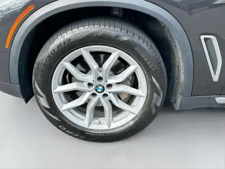 BMW X5 2023 AWD xDrive40i 4 puertas Vehículo de Actividad Deportiva