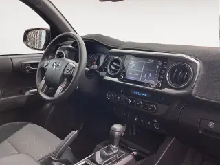 Toyota Tacoma 2023 4x4 TRD Pro 4 puertas Cabina Doble 5.0 pies SB 6M