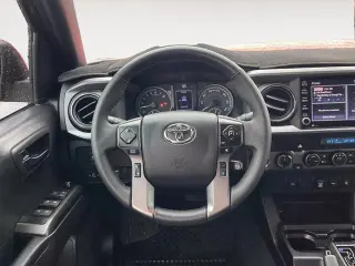 Toyota Tacoma 2023 4x4 TRD Pro 4 puertas Cabina Doble 5.0 pies SB 6M