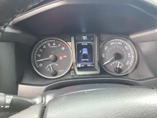 Toyota Tacoma 2023 4x4 TRD Pro 4 puertas Cabina Doble 5.0 pies SB 6M