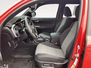 Toyota Tacoma 2023 4x4 TRD Pro 4 puertas Cabina Doble 5.0 pies SB 6M