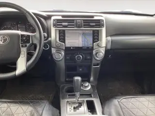 Toyota 4Runner 2023 4x4 SR5 Premium 4 puertas SUV