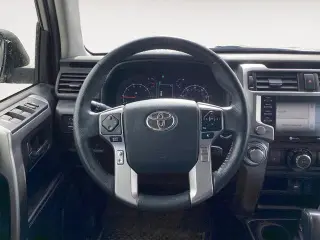 Toyota 4Runner 2023 4x4 SR5 Premium 4 puertas SUV