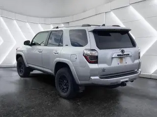 Toyota 4Runner 2023 4x4 SR5 Premium 4 puertas SUV