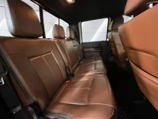 Ford F-350 Super Duty 2016 4x4 Platinum 4 puertas Cabina Crew 6.8 ft. SB SRW Pickup