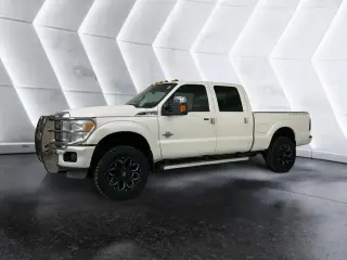 Ford F-350 Super Duty 2016 4x4 Platinum 4 puertas Cabina Crew 6.8 ft. SB SRW Pickup