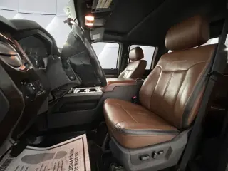 Ford F-350 Super Duty 2016 4x4 Platinum 4 puertas Cabina Crew 6.8 ft. SB SRW Pickup