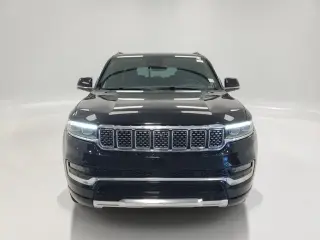 Jeep Grand Wagoneer 2023 4x4 Serie II 4 puertas SUV