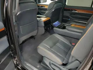 Jeep Grand Wagoneer 2023 4x4 Serie II 4 puertas SUV