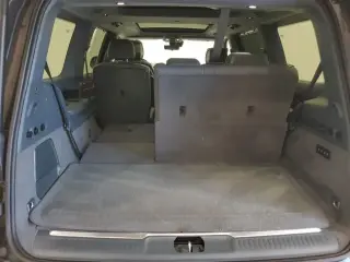 Jeep Grand Wagoneer 2023 4x4 Serie II 4 puertas SUV