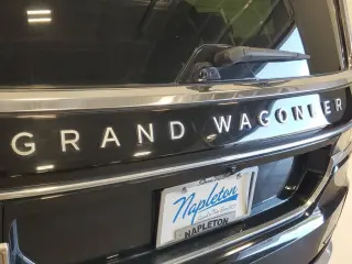 Jeep Grand Wagoneer 2023 4x4 Serie II 4 puertas SUV
