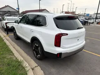 Kia Telluride 2025 AWD S 4 puertas SUV