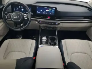 Kia Carnival Híbrido 2025 SX 4 puertas Minivan